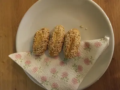 Susamlı kurabiye